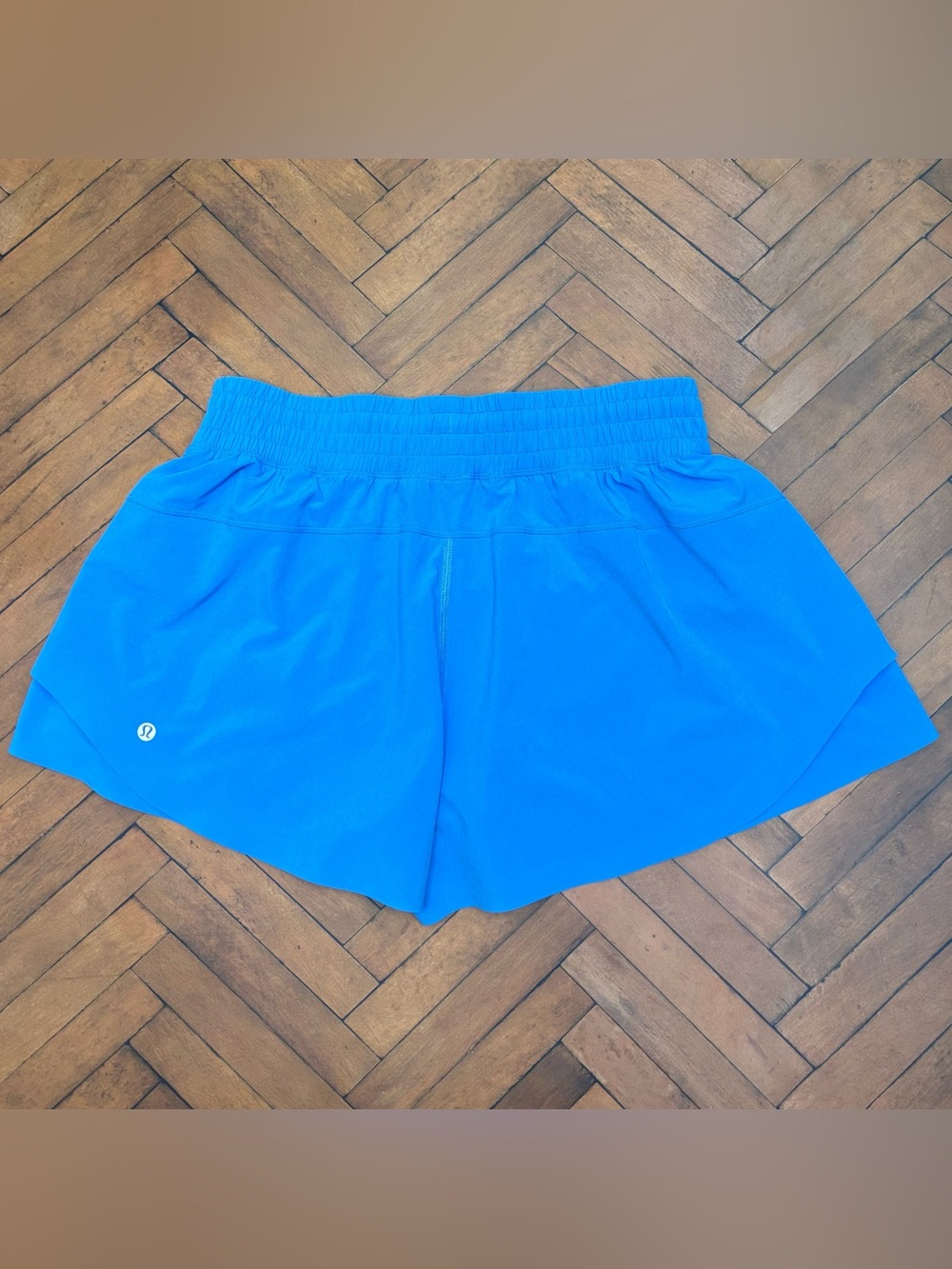 Lululemon Shake It Out High Rise Shorts 2.5" In Pool Party Size Large
